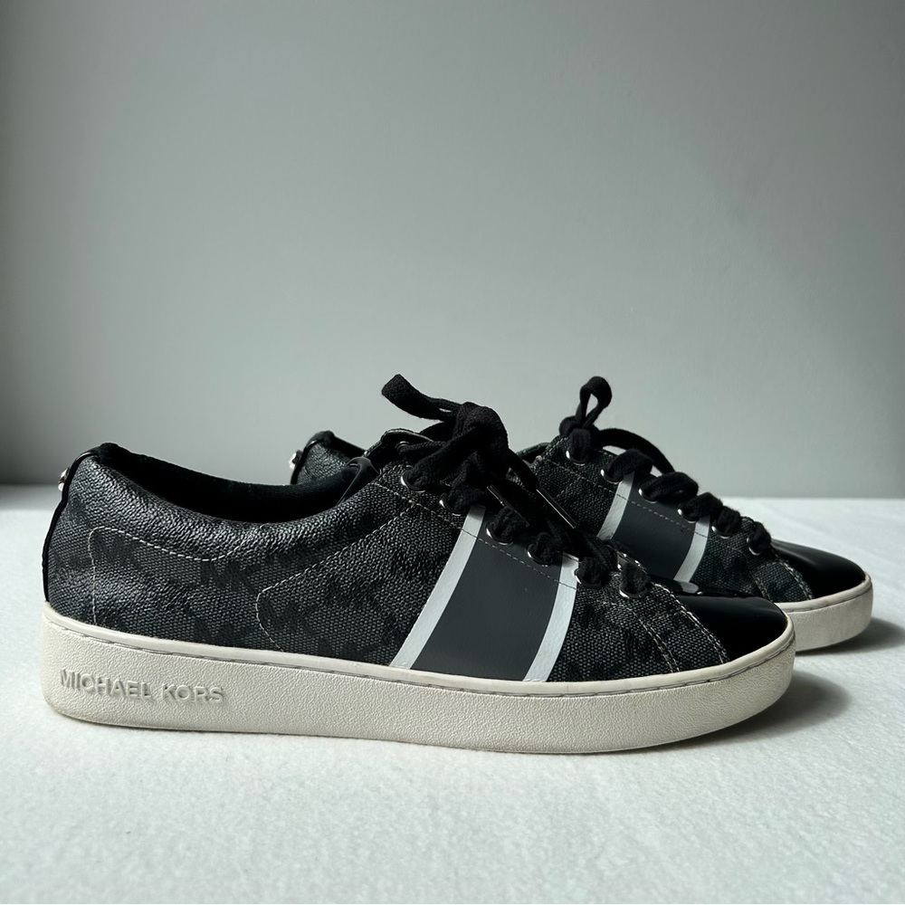 Michael Kors Juno Stripe Lace Up Sneakers black and white - Picture 3 of 8